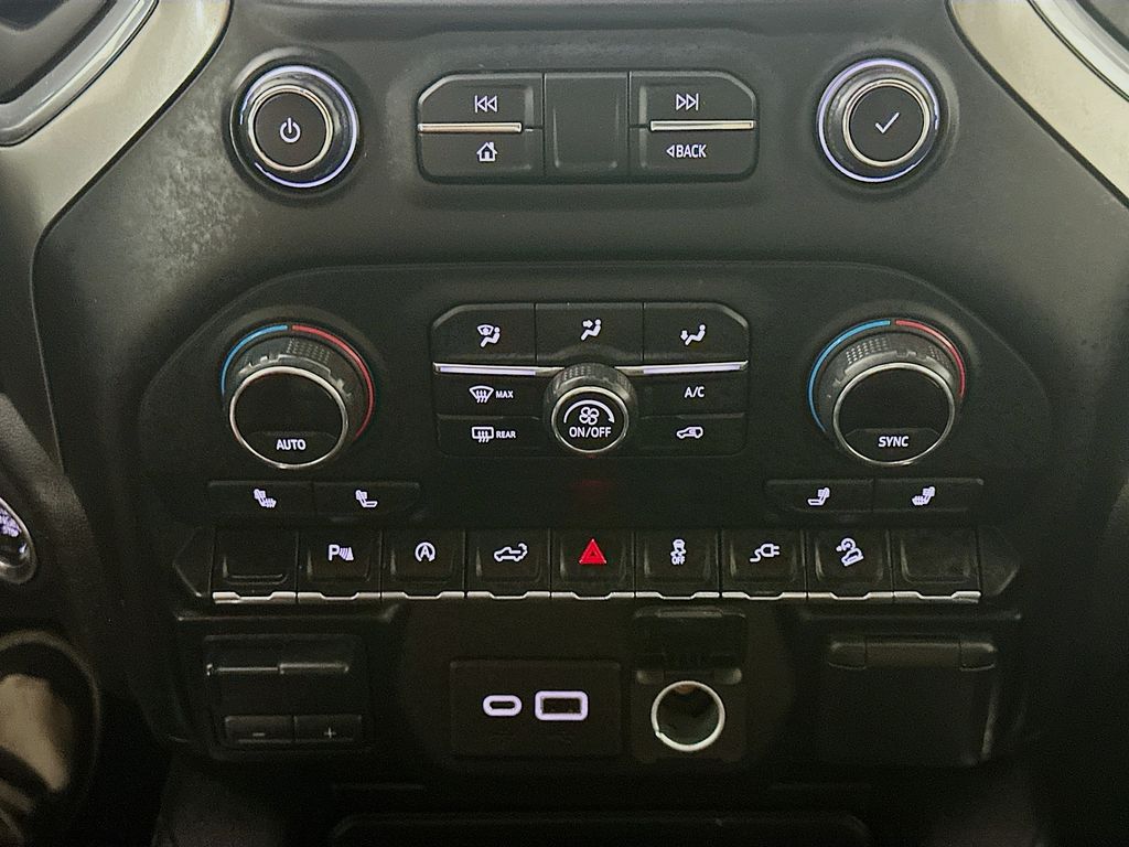 ChevroletSilverado 150018