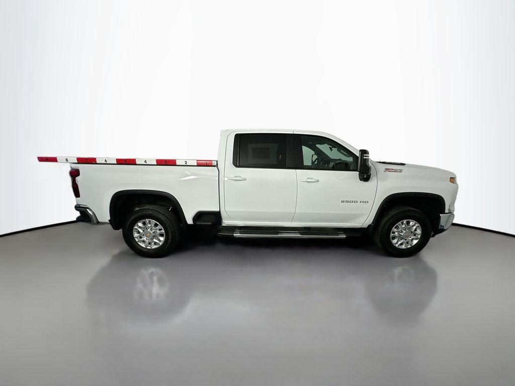 ChevroletSilverado 2500HD8