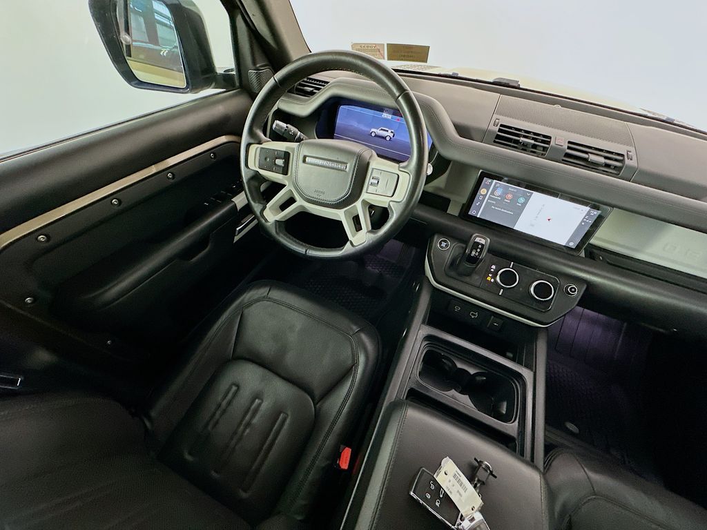 Land RoverDefender 1109