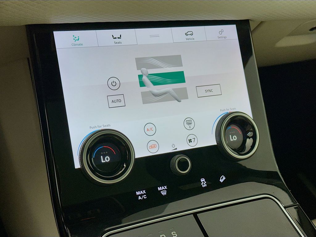 Land RoverRange Rover Velar18
