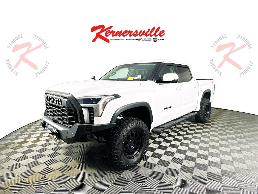 2023 Toyota Tundra SR5 photo 2