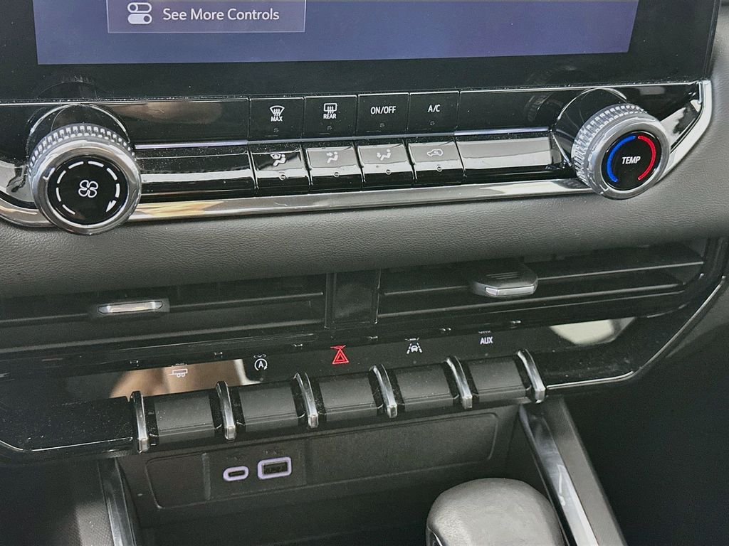 2025 GMC Canyon Elevation - Photo 18