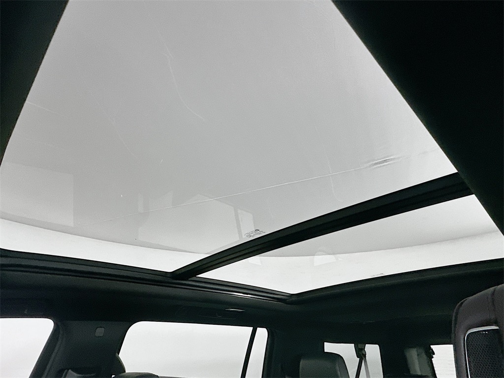 CadillacEscalade ESV20