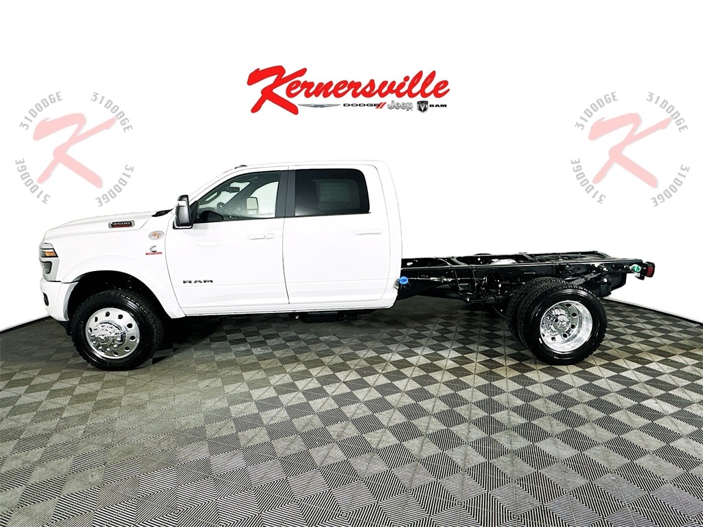 New 2026 Ram 4500 Chassis Tradesman 60CA Dually Truck Crew Cab