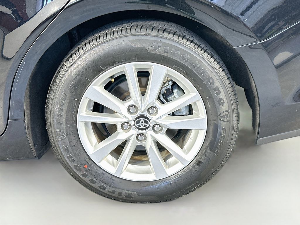 ToyotaCamry33