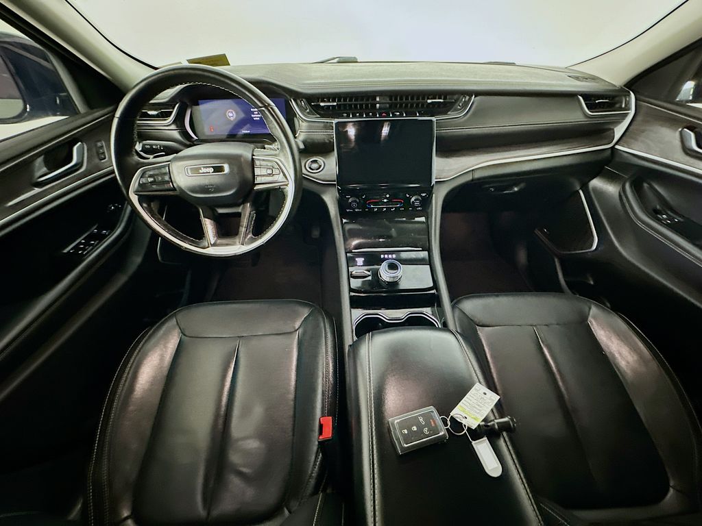 JeepGrand Cherokee L10