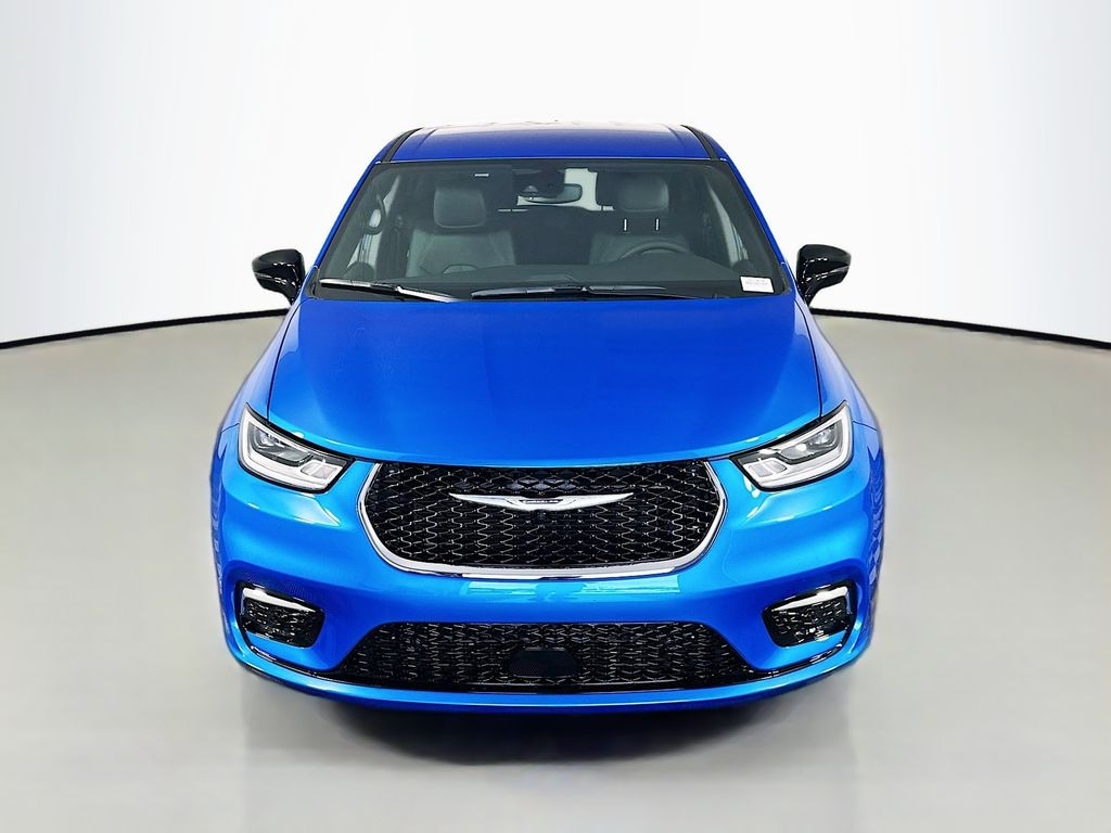 New 2026 Chrysler Pacifica Select Passenger Van