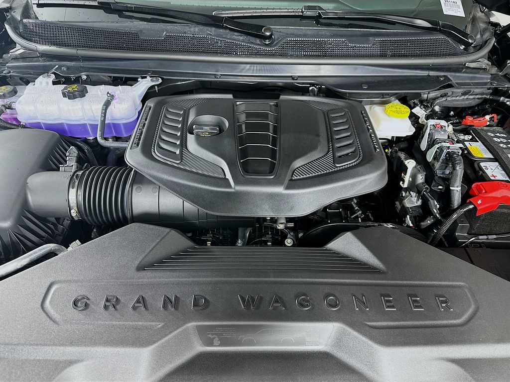 JeepGrand Wagoneer18