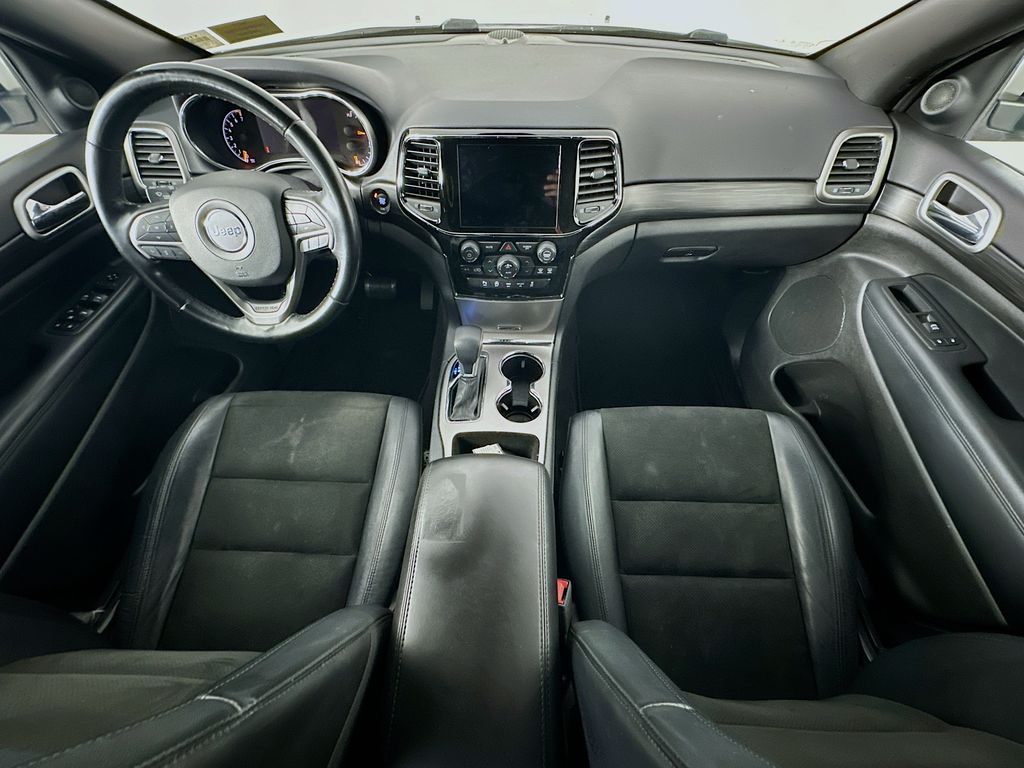 JeepGrand Cherokee10