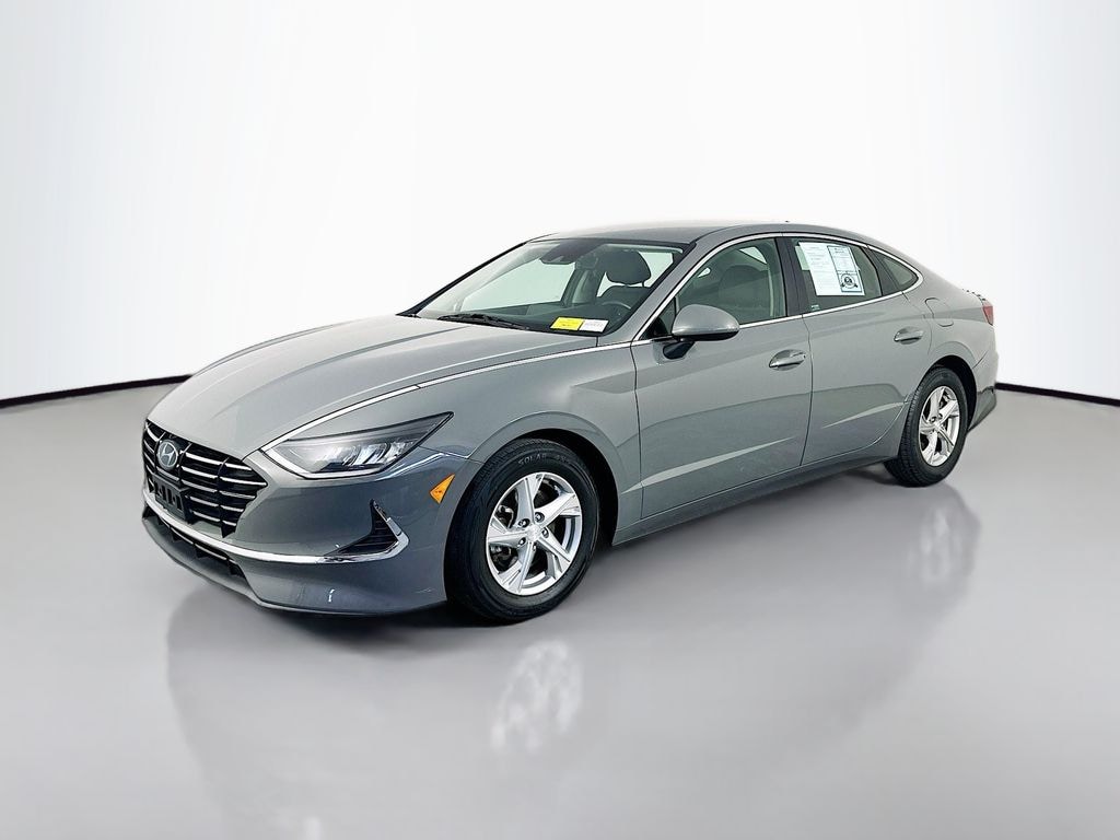 Used 2021 Hyundai Sonata SE Sedan