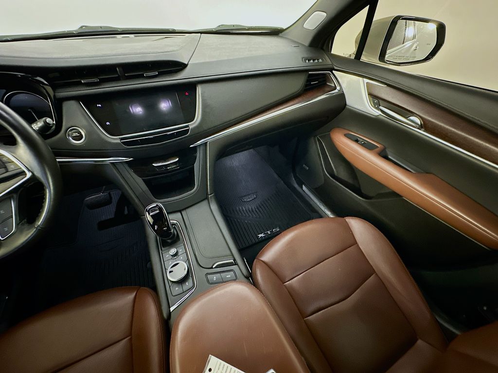 CadillacXT511