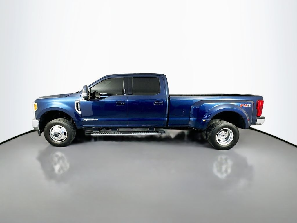 Used 2019 Ford F-350SD Lariat Truck Crew Cab LB