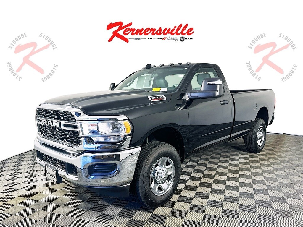 2024 Ram 2500 Tradesman photo 3