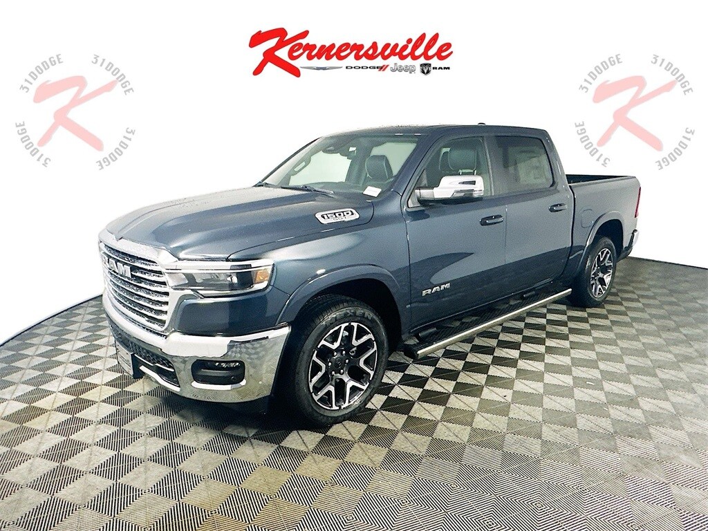 2025 Ram 1500 Laramie photo 3