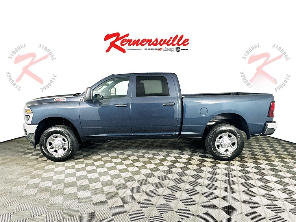 2026 Ram 2500 Tradesman photo 4