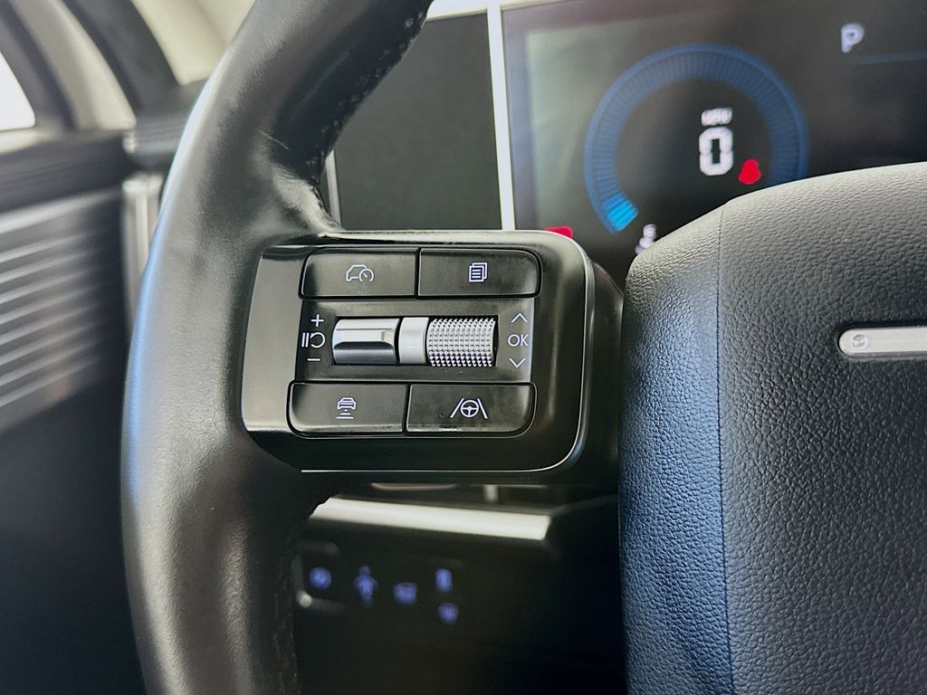 HyundaiSanta Fe25