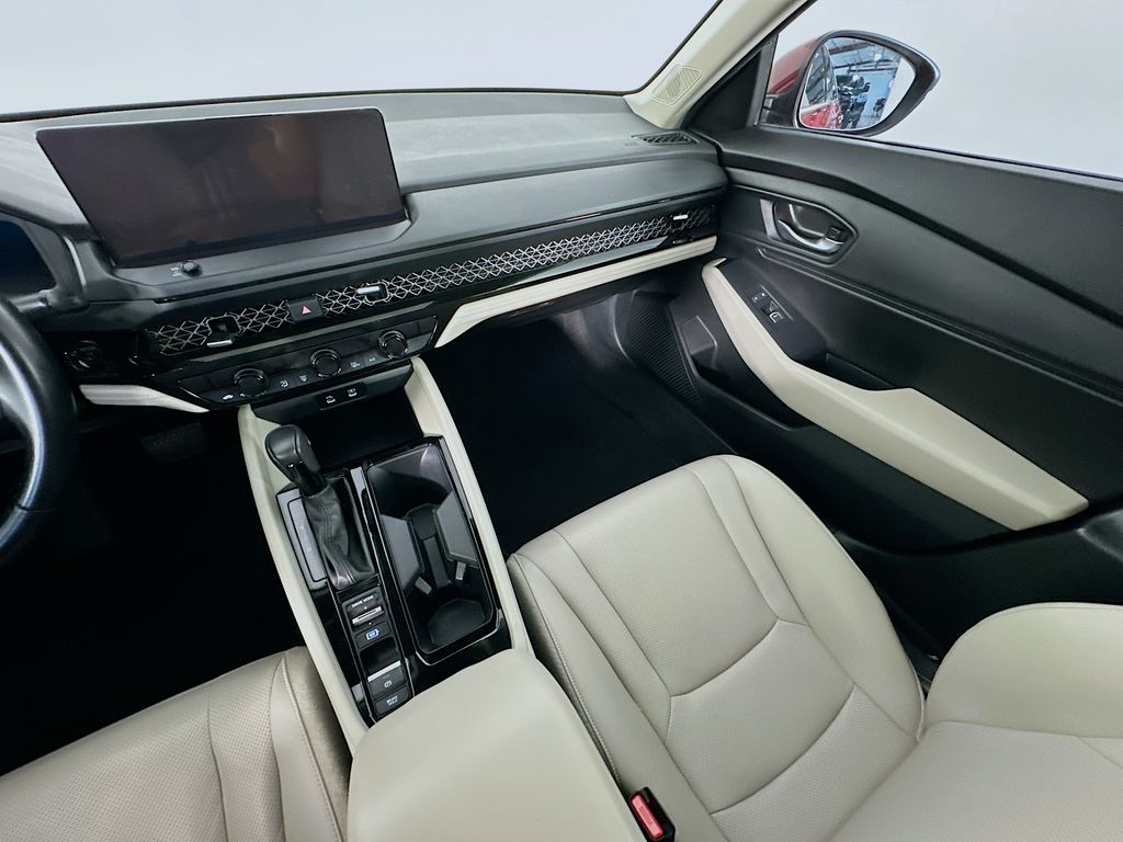 HondaAccord Hybrid11