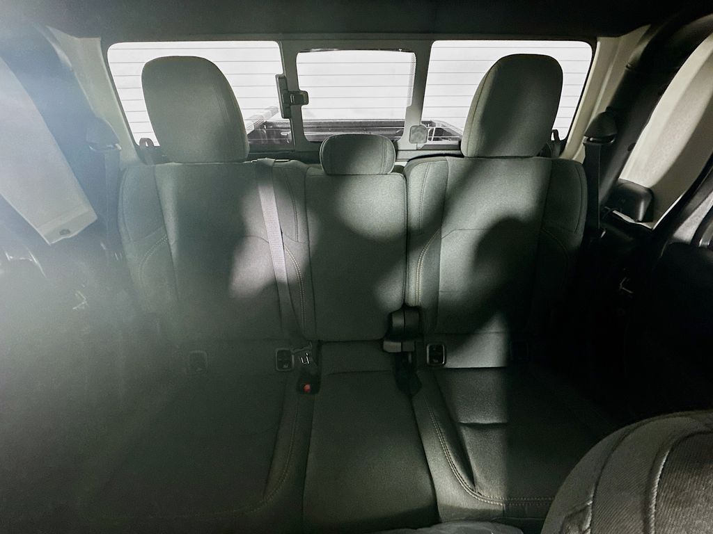JeepGladiator10