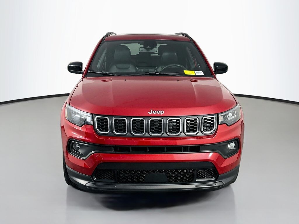 Used 2025 Jeep Compass Latitude Sport Utility