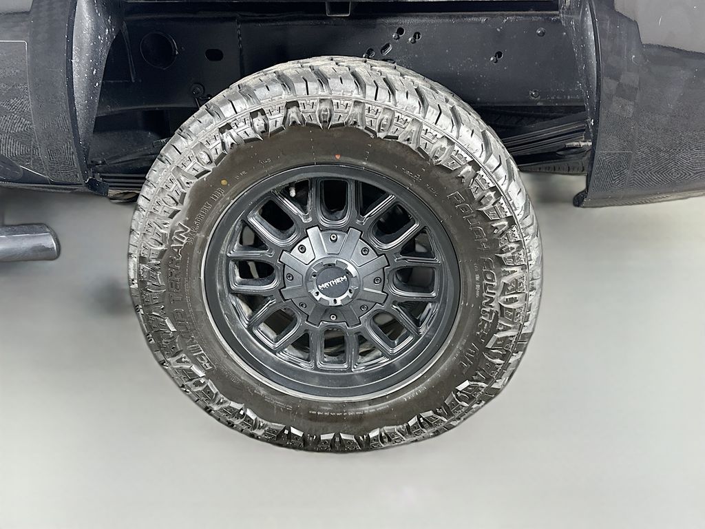 GMCSierra 2500HD32