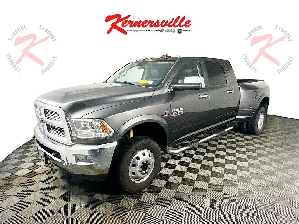 2018 Ram 3500 Laramie photo 3