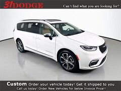 2026 Chrysler Pacifica Pinnacle Passenger Van