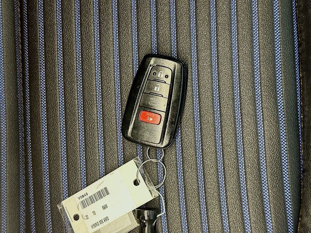 ToyotaRAV4 Hybrid34