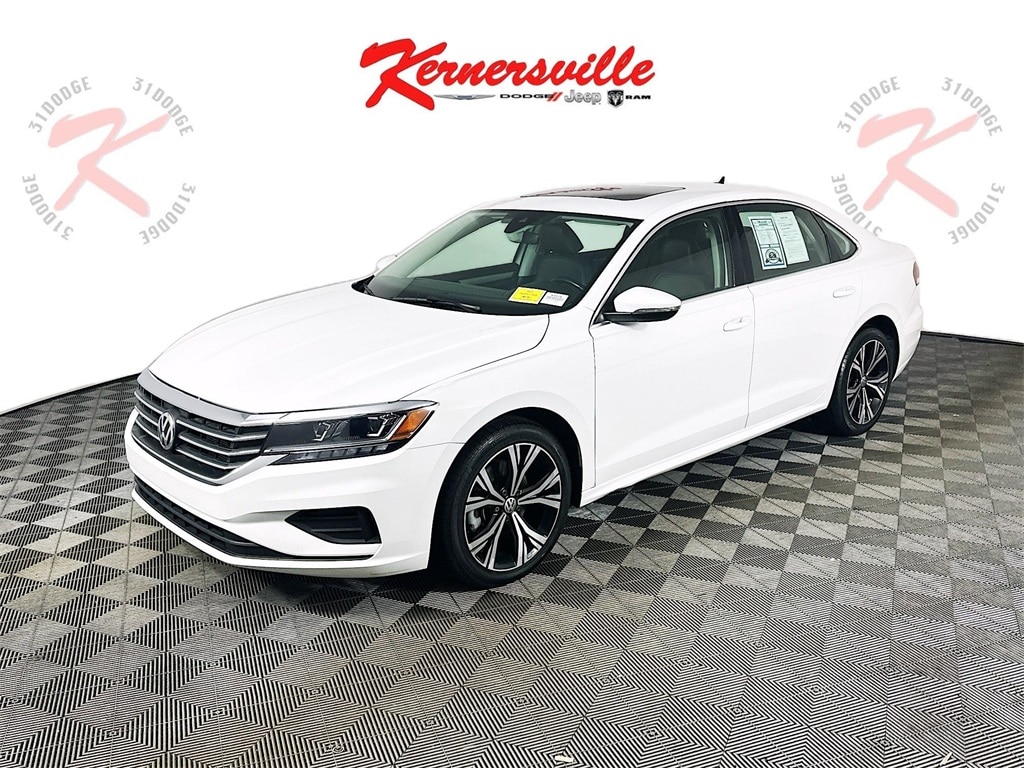 Used 2022 Volkswagen Passat 2.0T SE Sedan