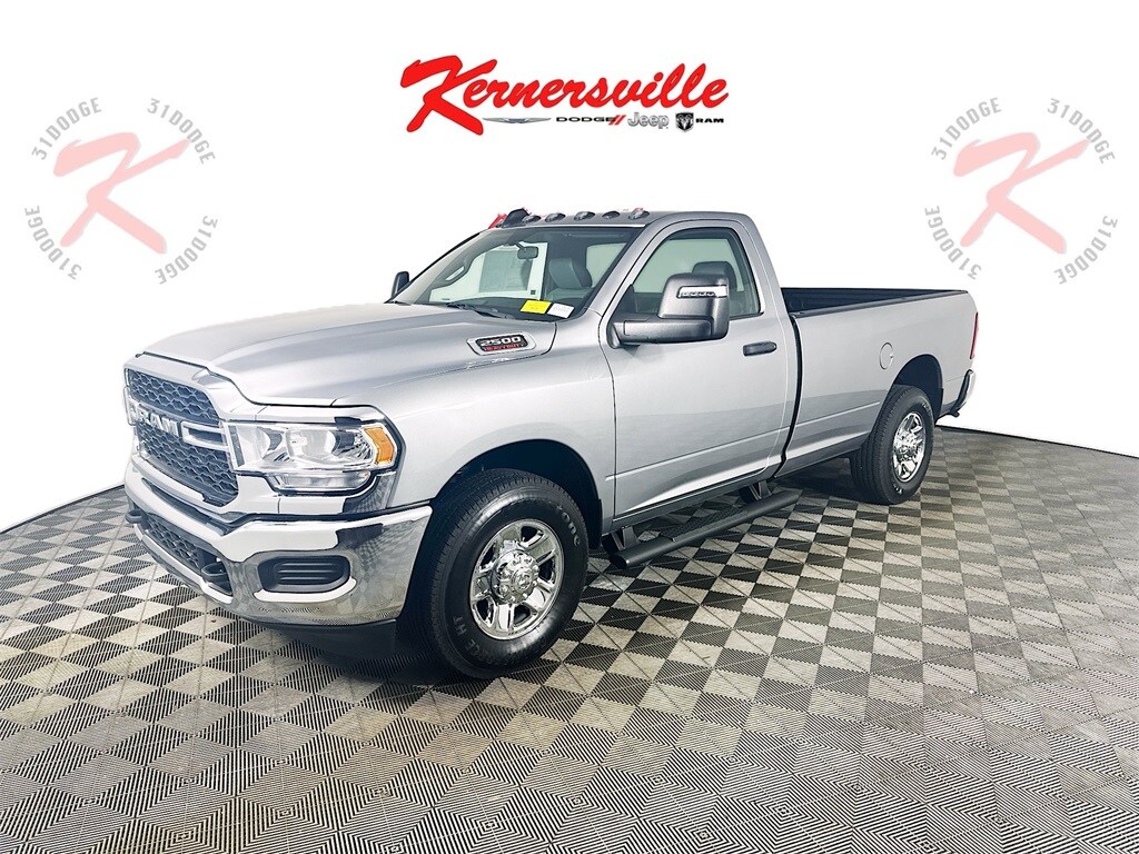 2024 Ram 2500 Tradesman photo 3