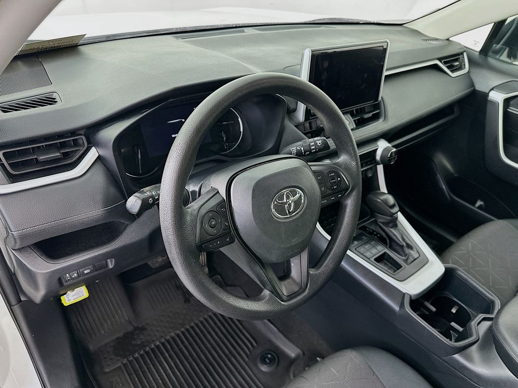 ToyotaRAV428
