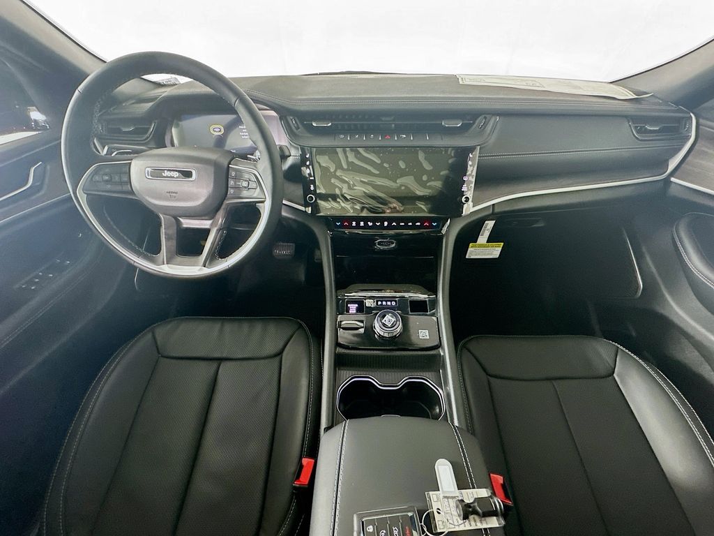 JeepGrand Cherokee9