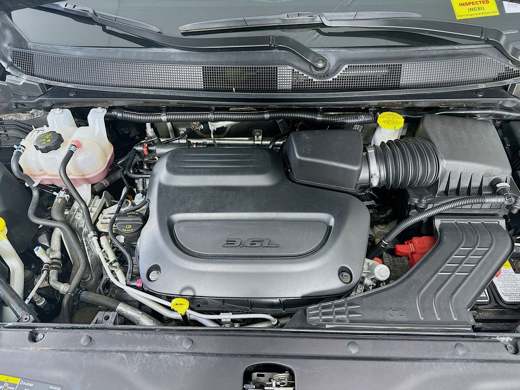 ChryslerPacifica32