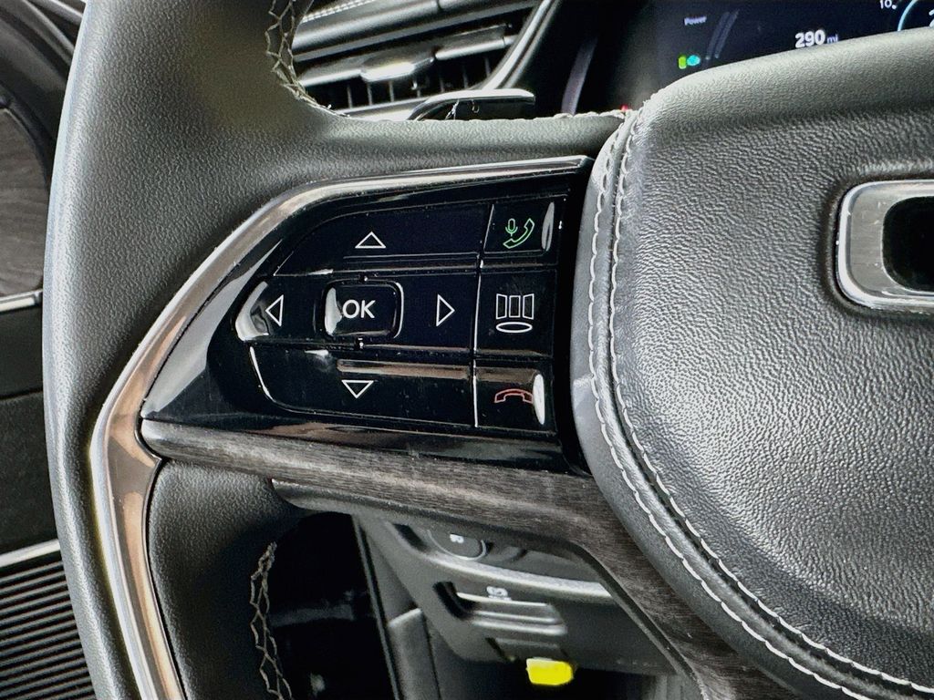 JeepGrand Cherokee25