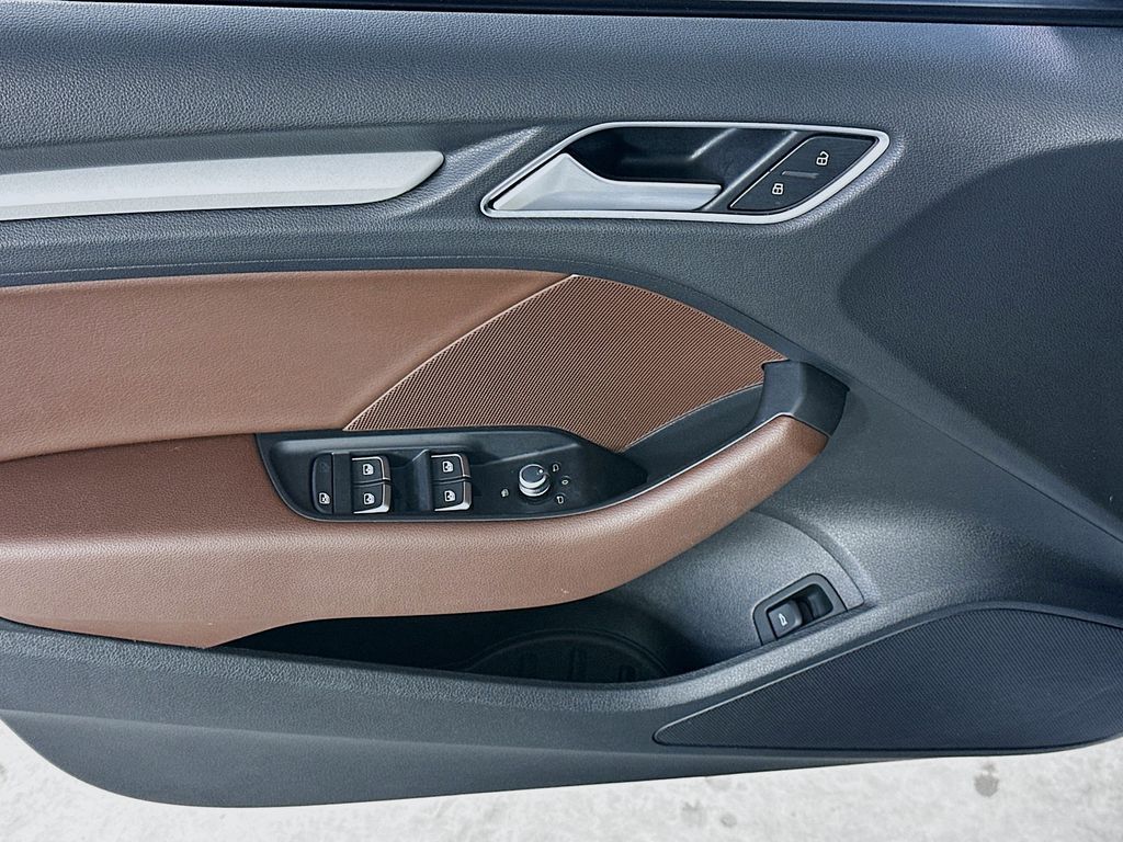 AudiA324