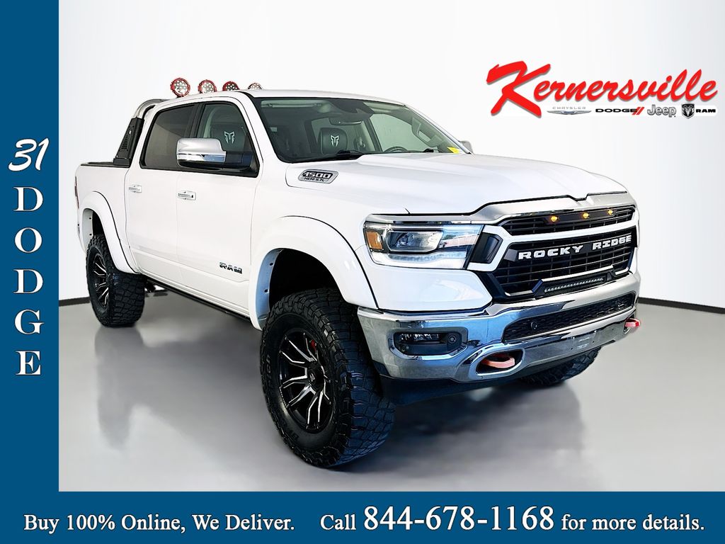 2022 RAM 1500 Laramie 4x4 Crew Cab 5'7's photo