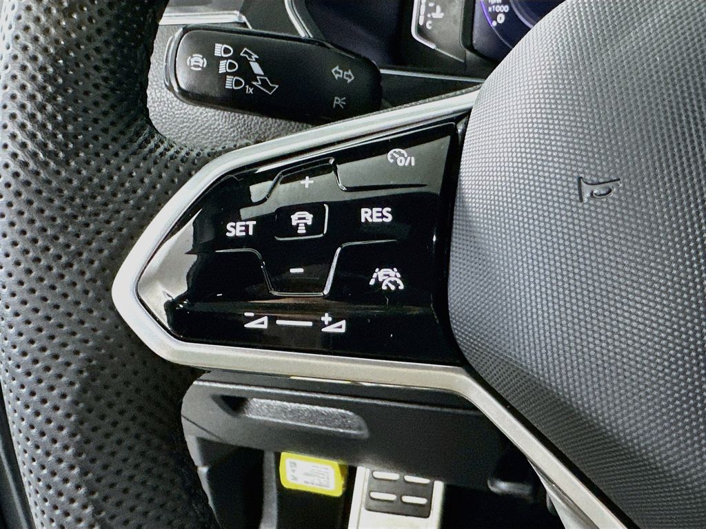 VolkswagenTiguan25