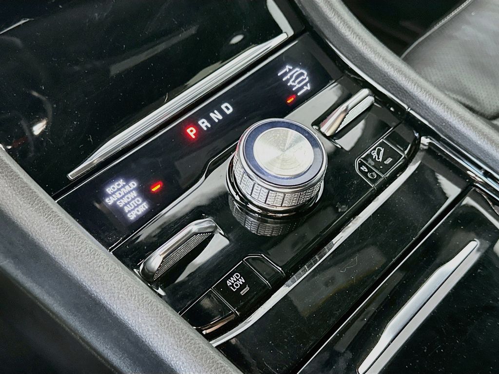 JeepGrand Cherokee16
