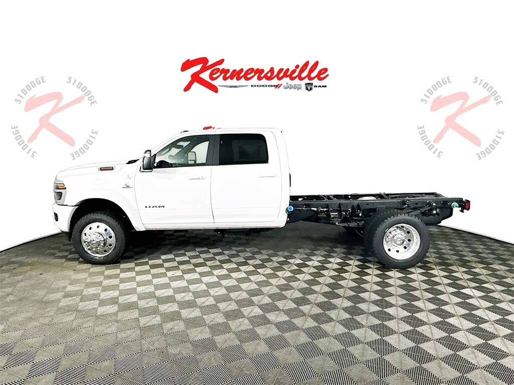 2025 Ram 4500 Tradesman photo 4