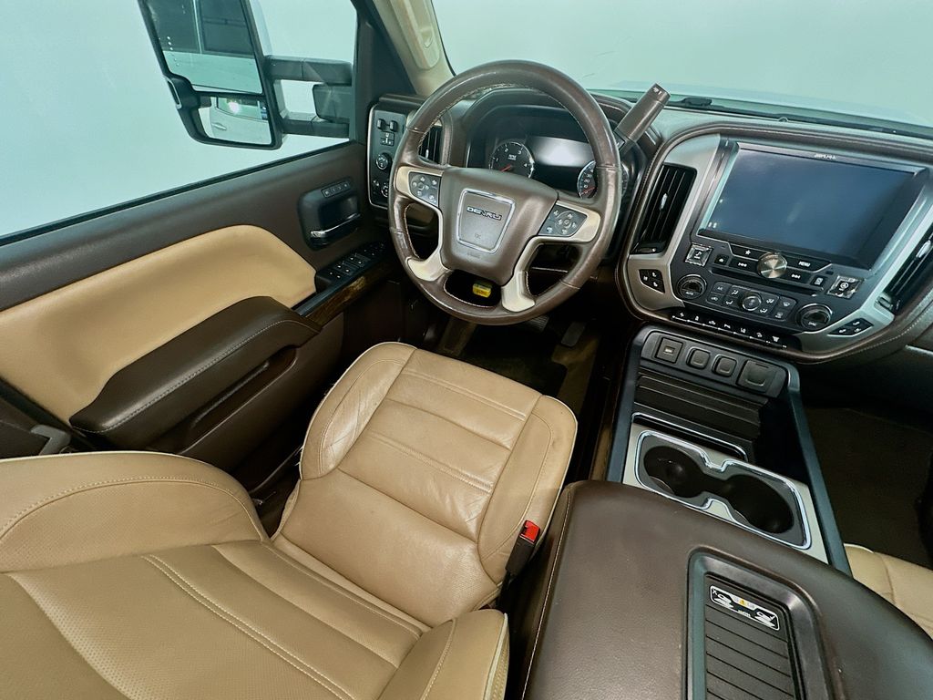 GMCSierra 2500HD9