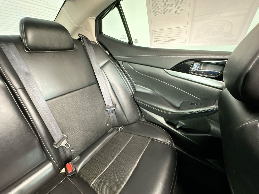 NissanMaxima14