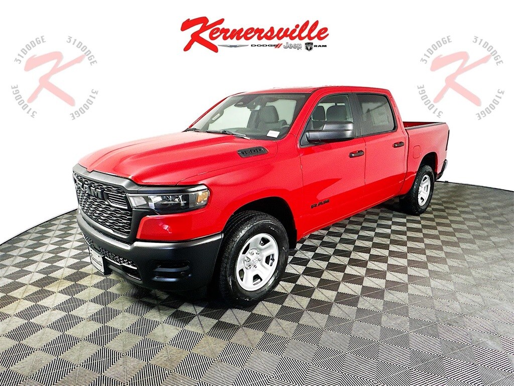 2025 Ram 1500 Tradesman photo 3