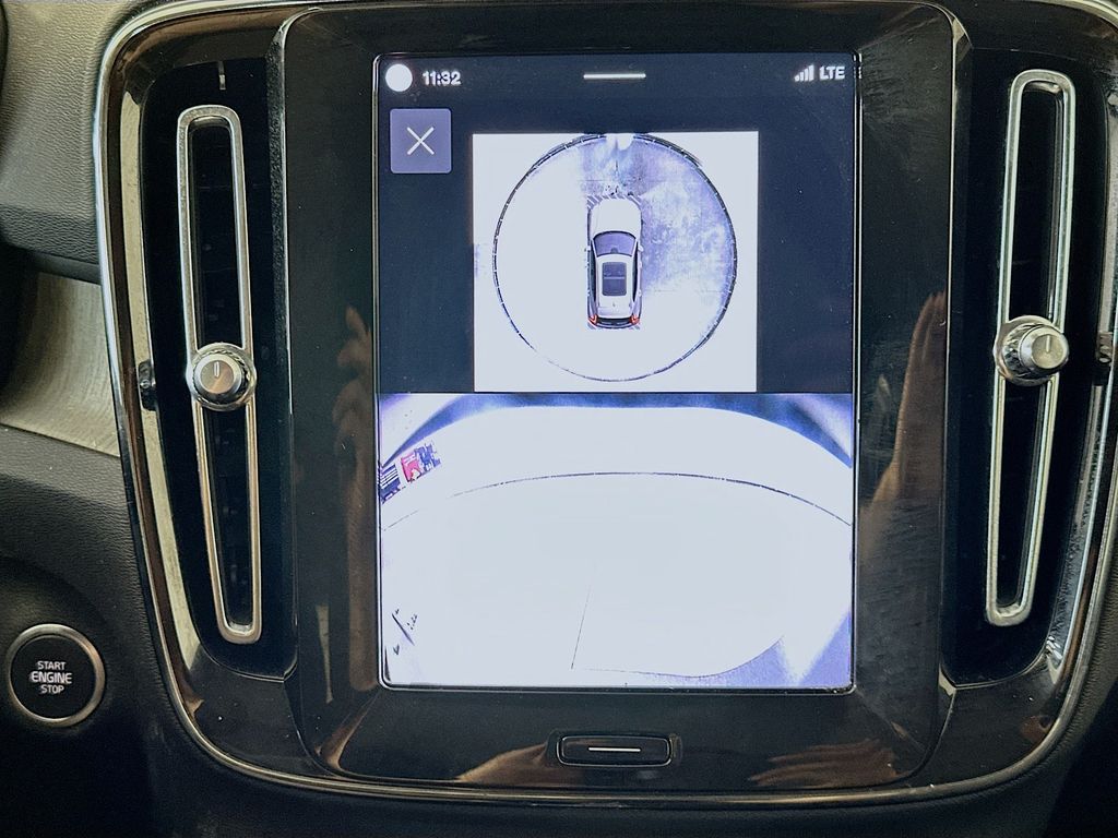 VolvoXC4020