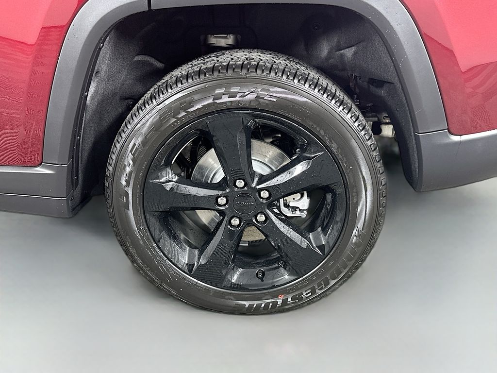 JeepGrand Cherokee17