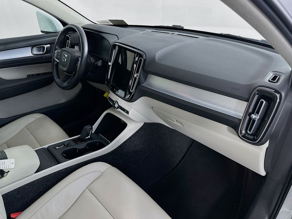 VolvoXC4030