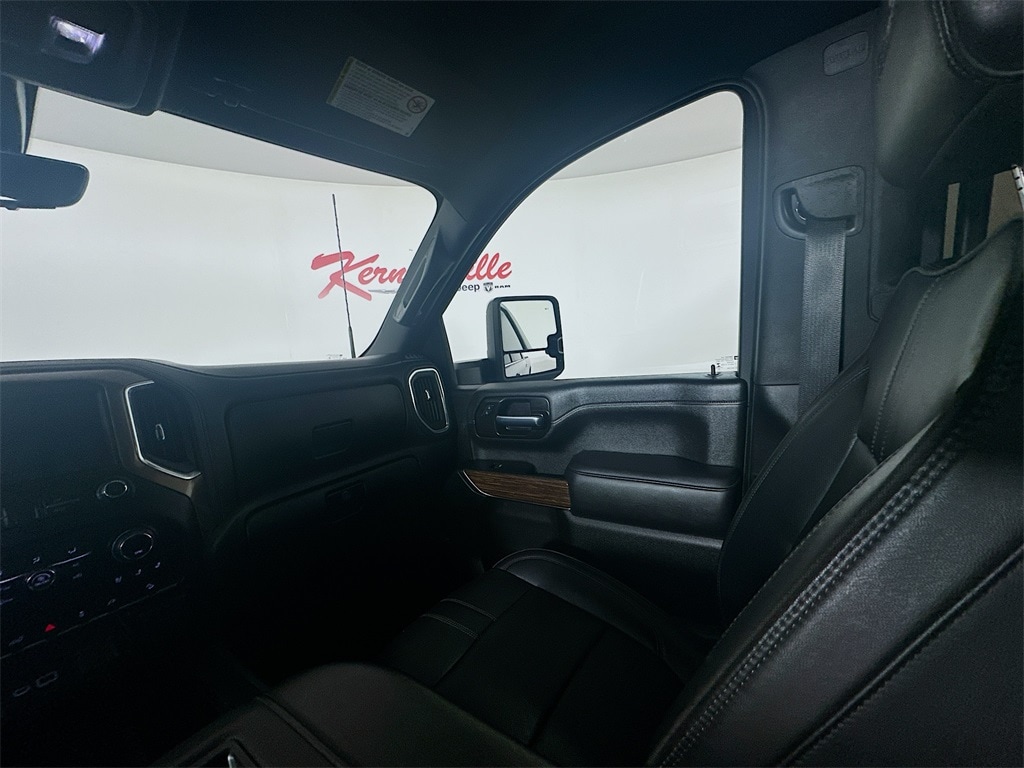 ChevroletSilverado 2500HD11