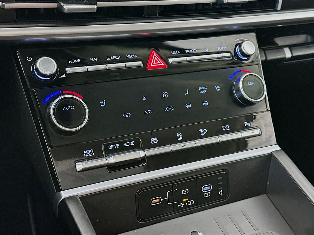 HyundaiSanta Fe18