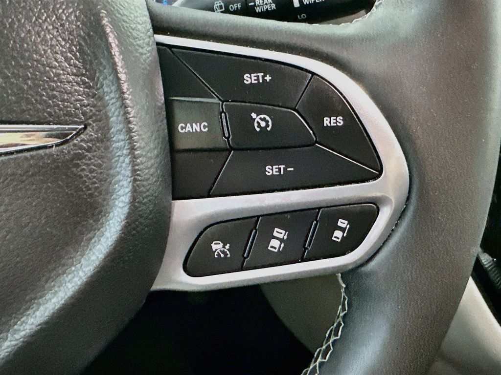 ChryslerPacifica25