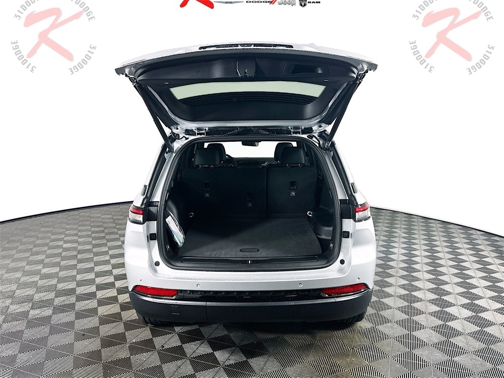 JeepGrand Cherokee16