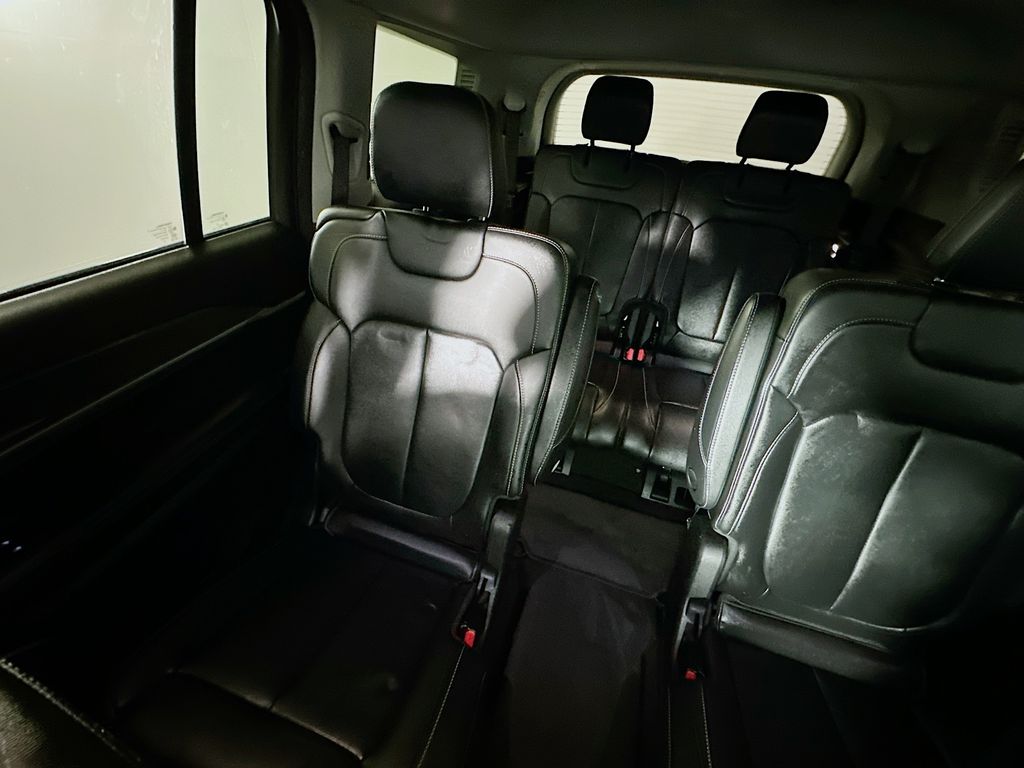 JeepGrand Cherokee L12