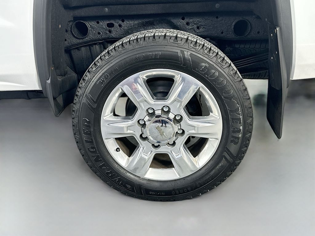 GMCSierra 2500HD34